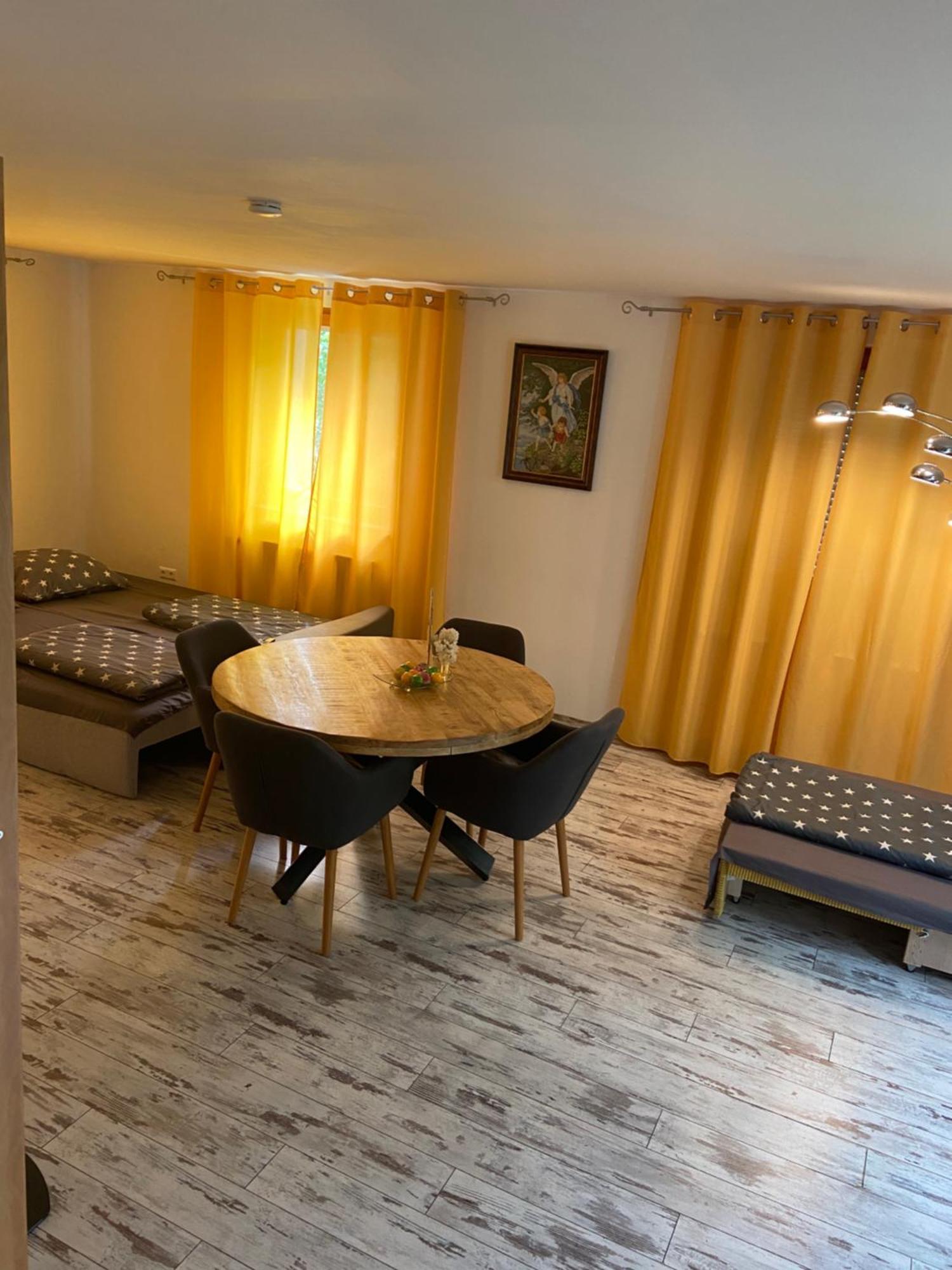 Zirndorf Sweet Home Bagian luar foto